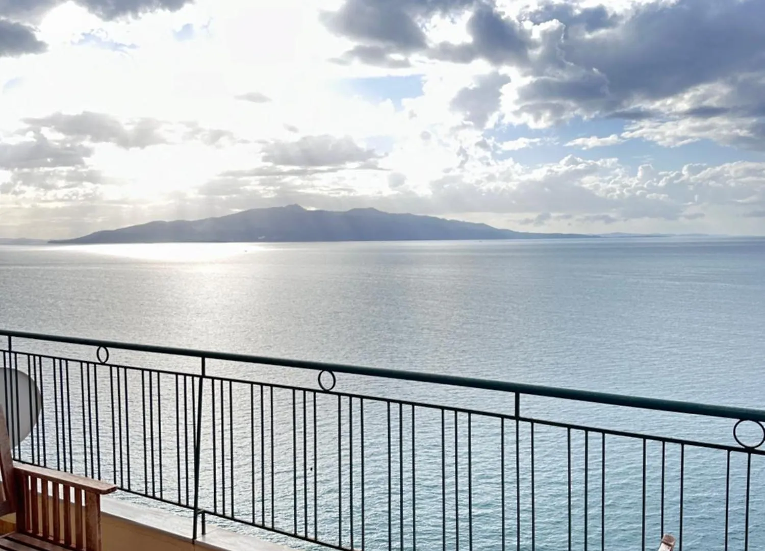 Design Sea View Apartment Sarande Albania